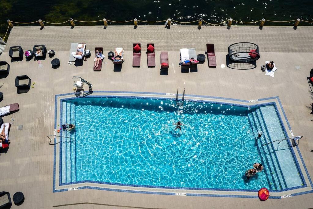 2Bd 2Ba Condo @Beachwalk Resort W/Pool ハランデール・ビーチ エクステリア 写真
